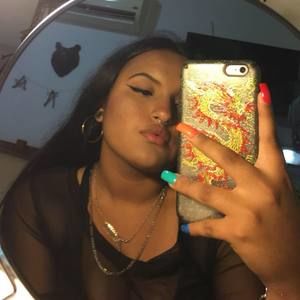 Meet your Posher, Melanie